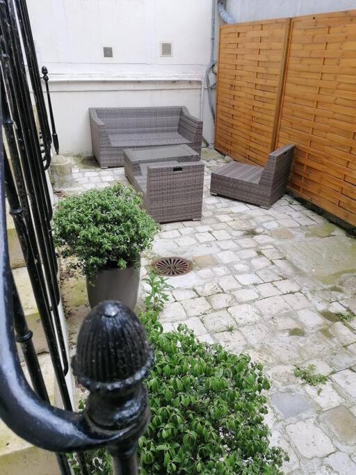Apppartement Des Sacres De Reims Apartment Exterior foto